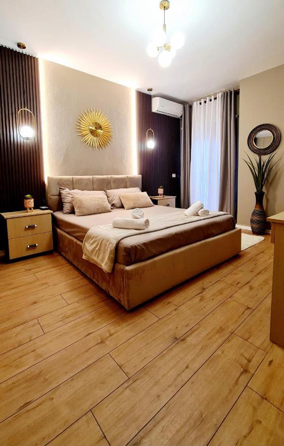 Sophie Waterfront Apartmán Durrës